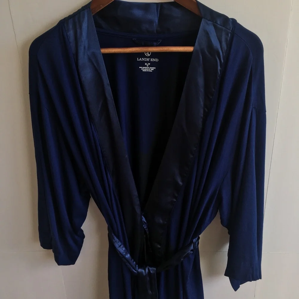 Lands' End Satin-Trim Midnight Blue Navy Robe NWOT- XL